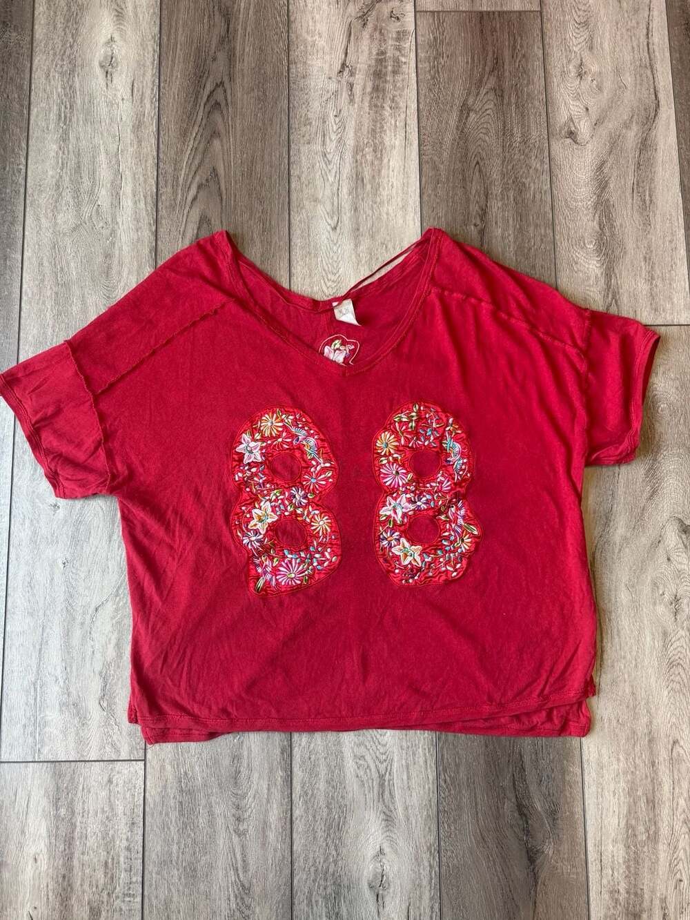 We The Free Red  Boho Floral Embroidered 88 Cropped T-Shirt S